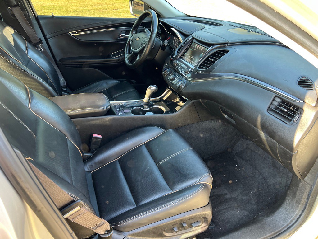 2016 Chevrolet Impala Image 18