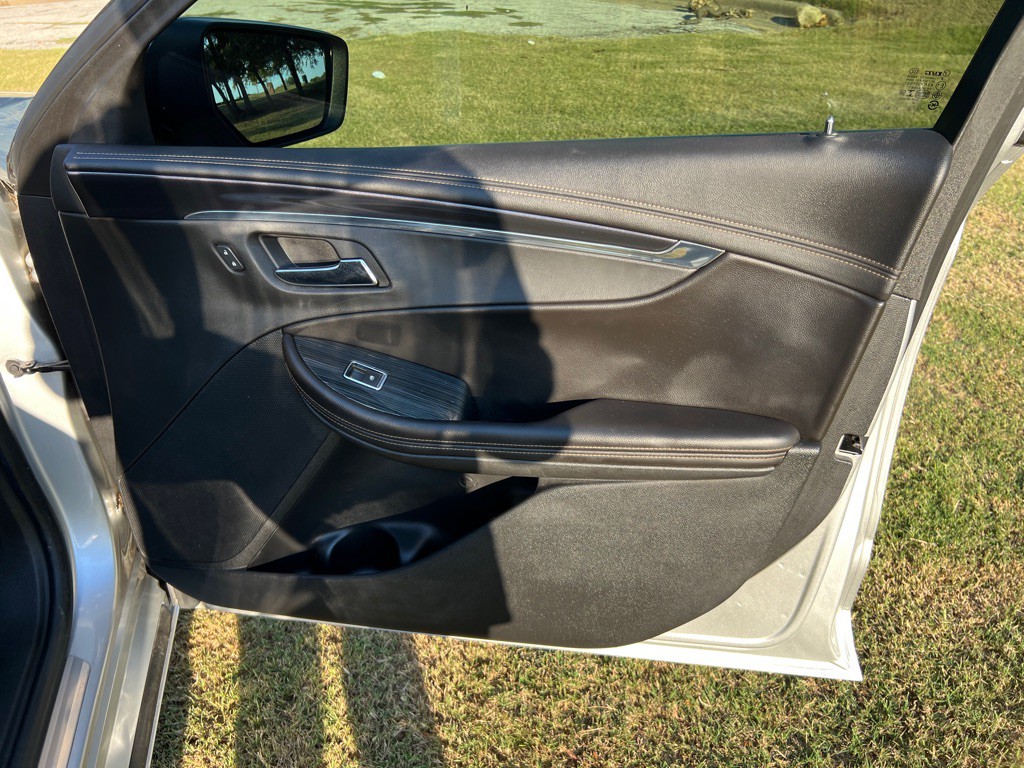 2016 Chevrolet Impala Image 20