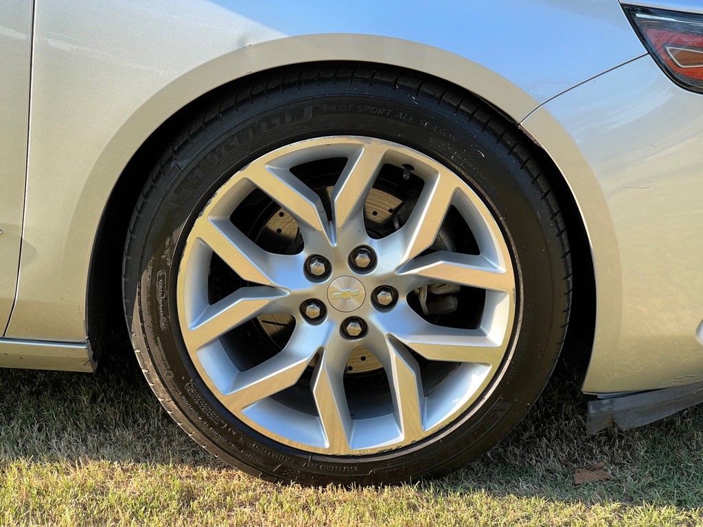 2016 Chevrolet Impala Image 21