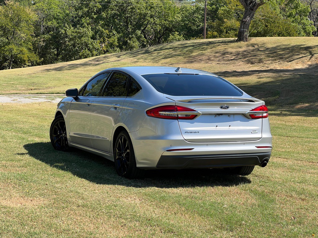 2019 Ford Fusion Image 3