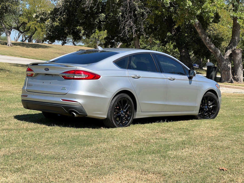 2019 Ford Fusion Image 5