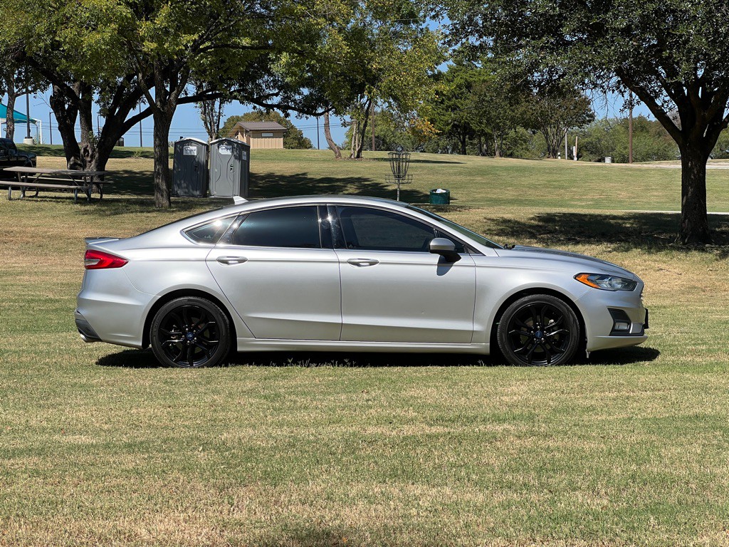 2019 Ford Fusion Image 6