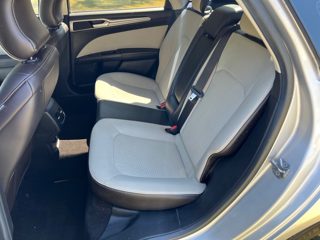 2019 Ford Fusion Image 13