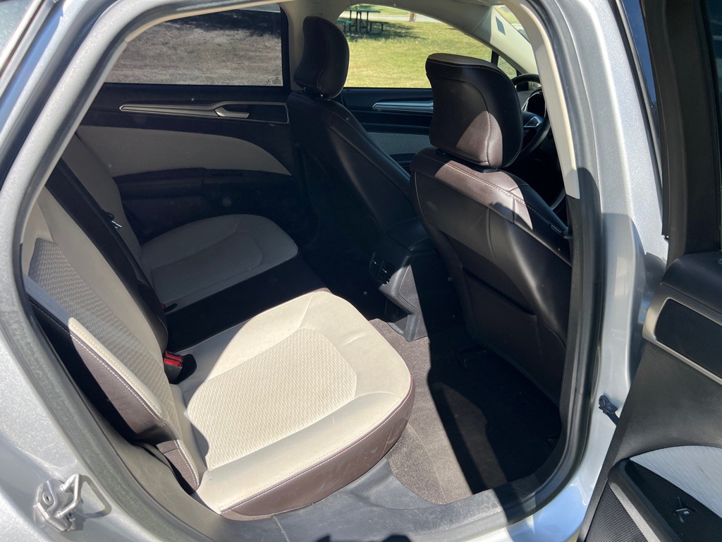 2019 Ford Fusion Image 15