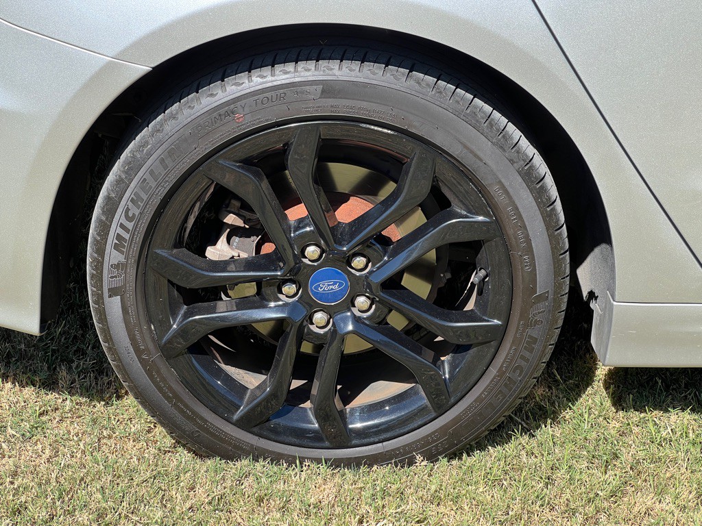 2019 Ford Fusion Image 22