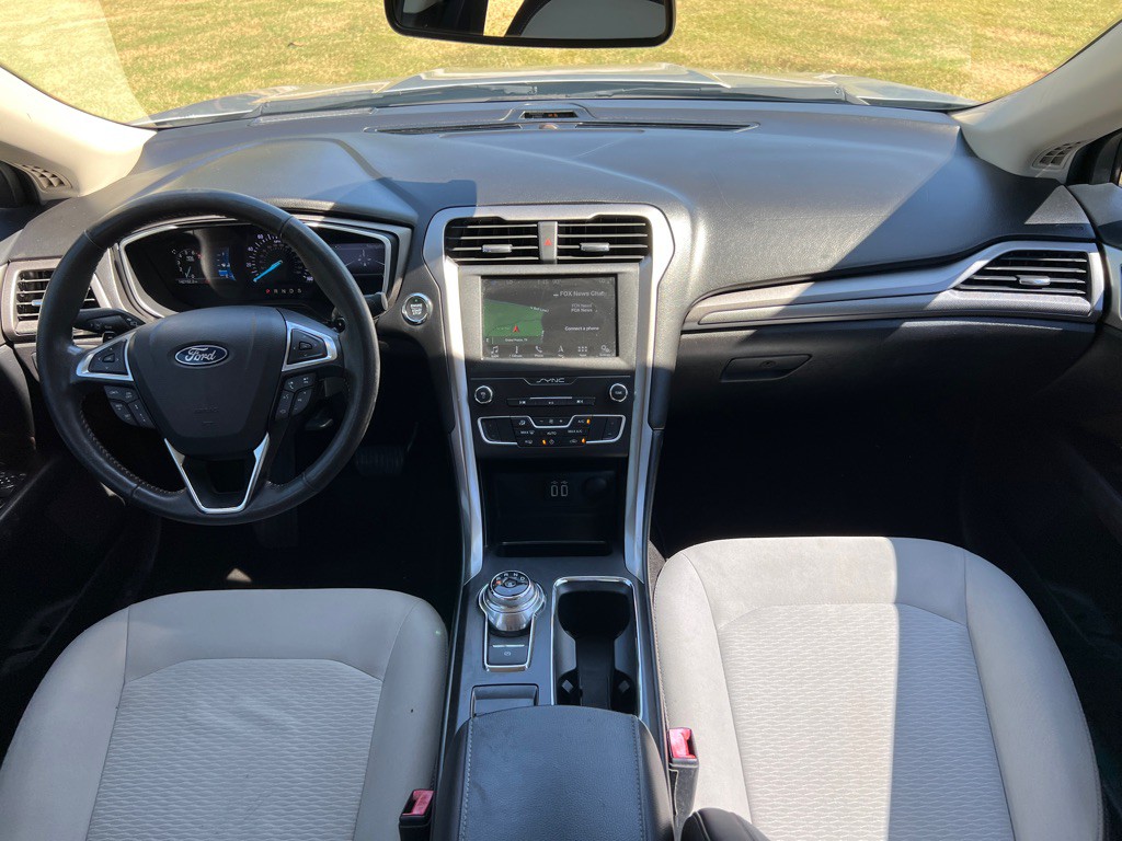 2019 Ford Fusion Image 25
