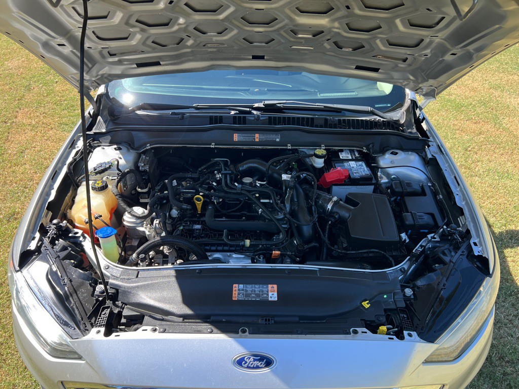 2019 Ford Fusion Image 32