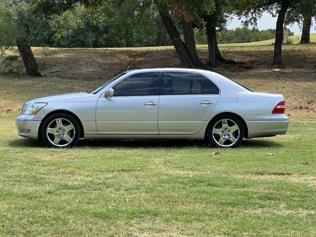 2006 Lexus LS Image 2