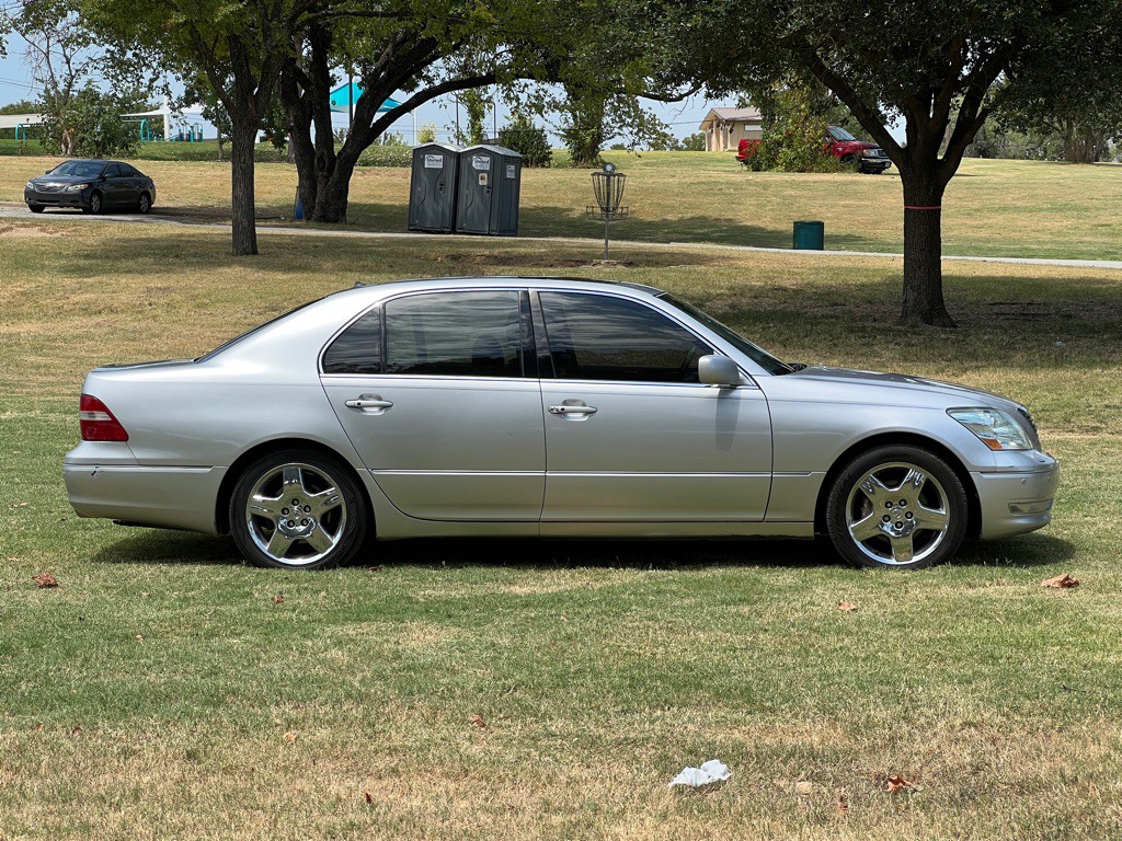 2006 Lexus LS Image 6