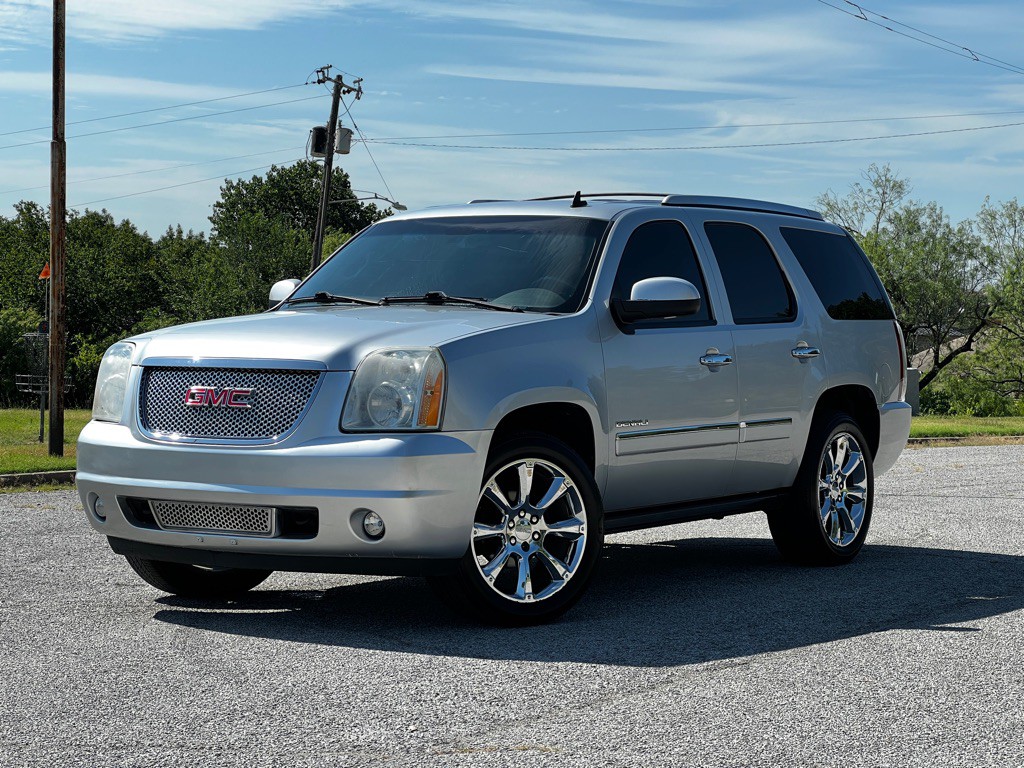2012 GMC Yukon Image 1