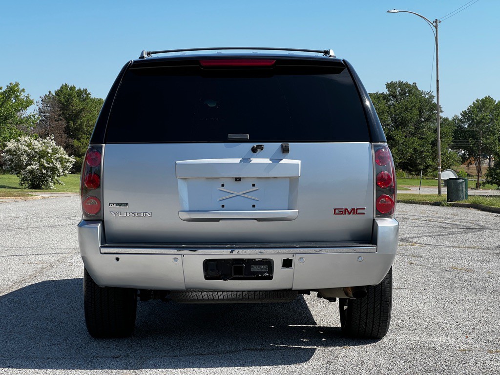 2012 GMC Yukon Image 6