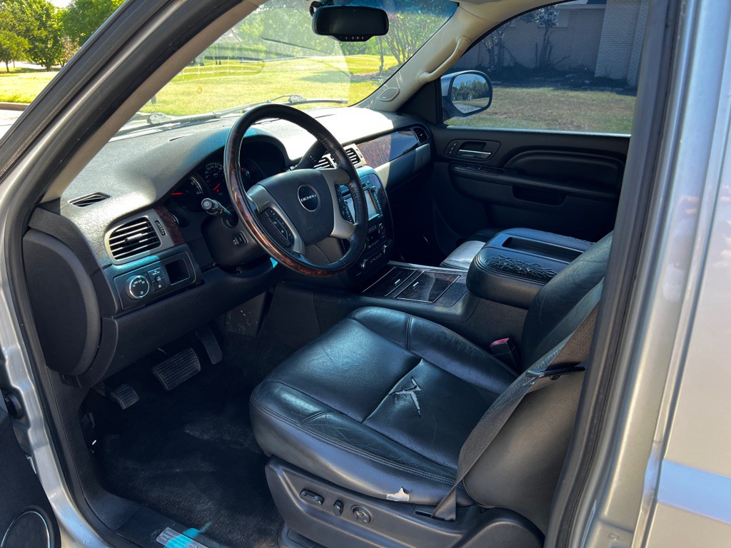 2012 GMC Yukon Image 10