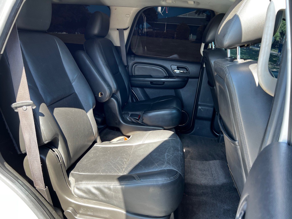 2012 GMC Yukon Image 17