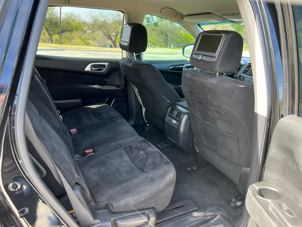2014 Nissan Pathfinder Image 15