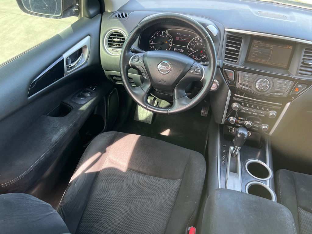 2014 Nissan Pathfinder Image 28