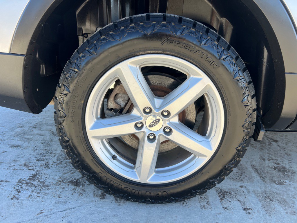 2017 Ford Explorer Image 23