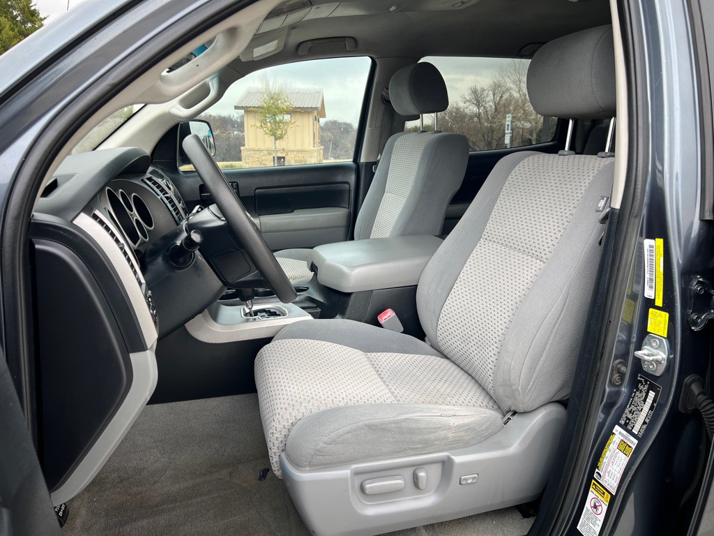 2010 Toyota Tundra Image 10