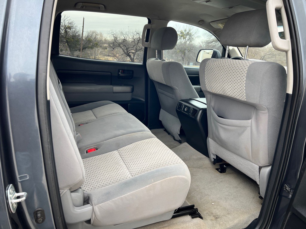 2010 Toyota Tundra Image 15