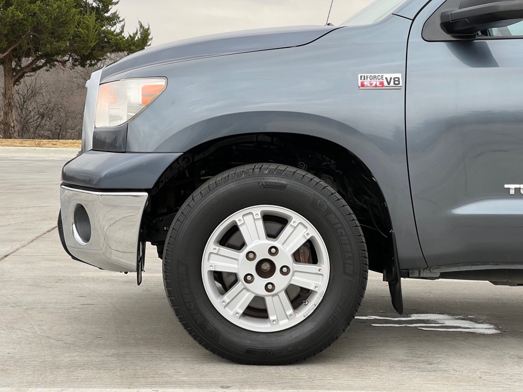 2010 Toyota Tundra Image 24