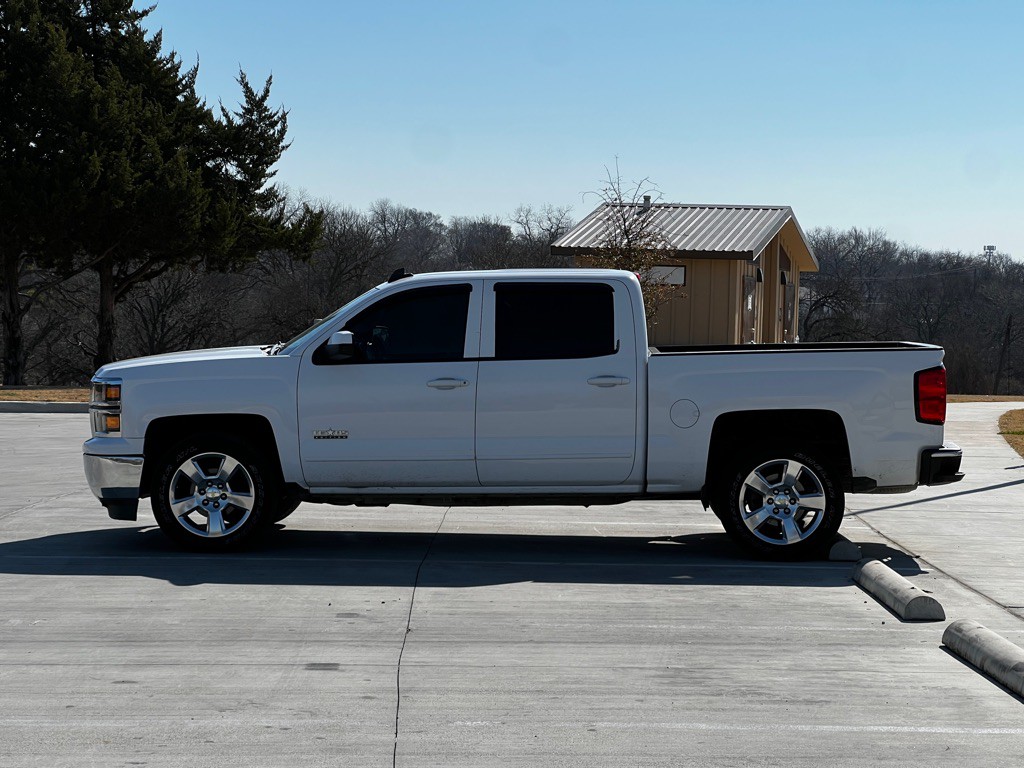 2015 Chevrolet Silverado 1500 Image 2