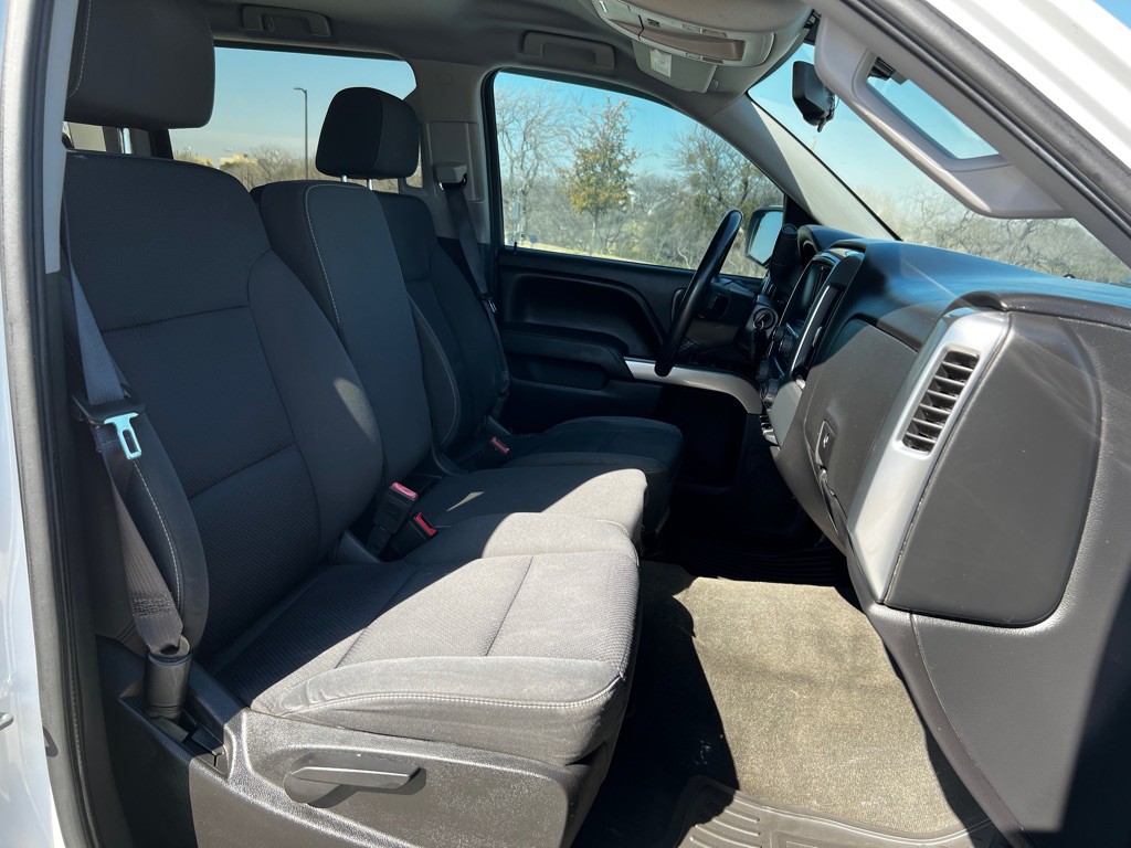 2015 Chevrolet Silverado 1500 Image 19