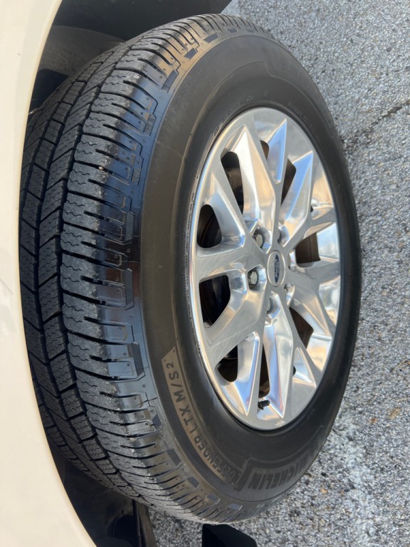 2016 Ford Expedition Image 24