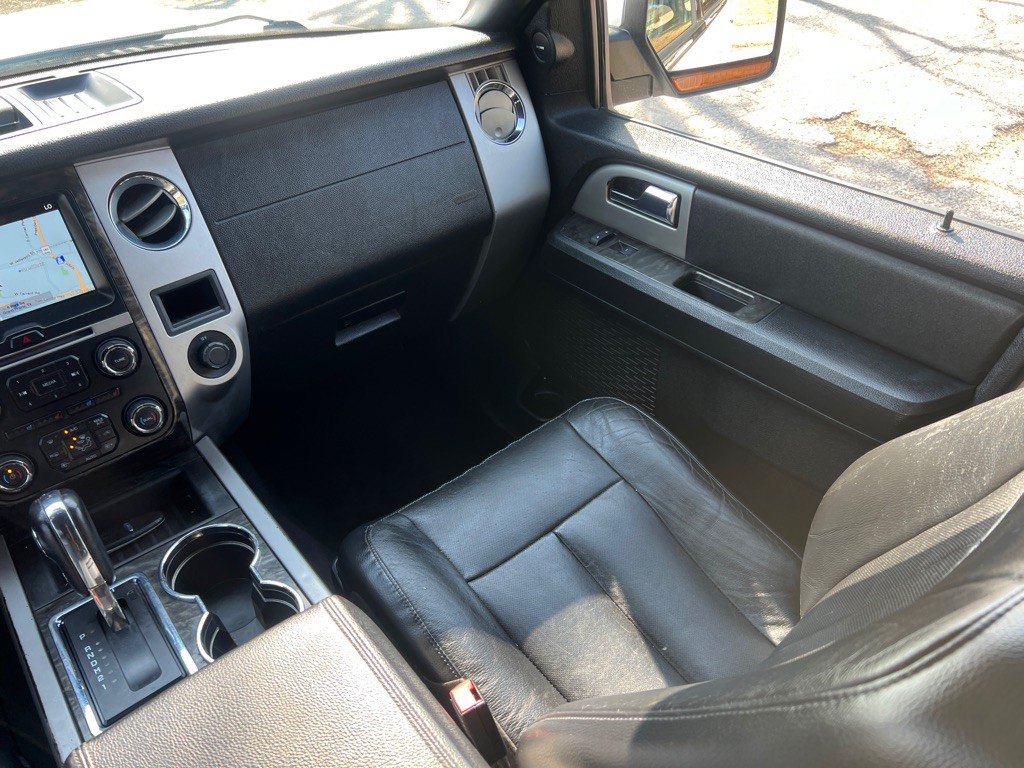 2016 Ford Expedition Image 28