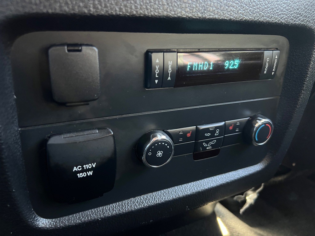 2016 Ford Expedition Image 30