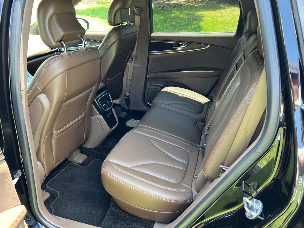 2017 Lincoln MKX Image 12