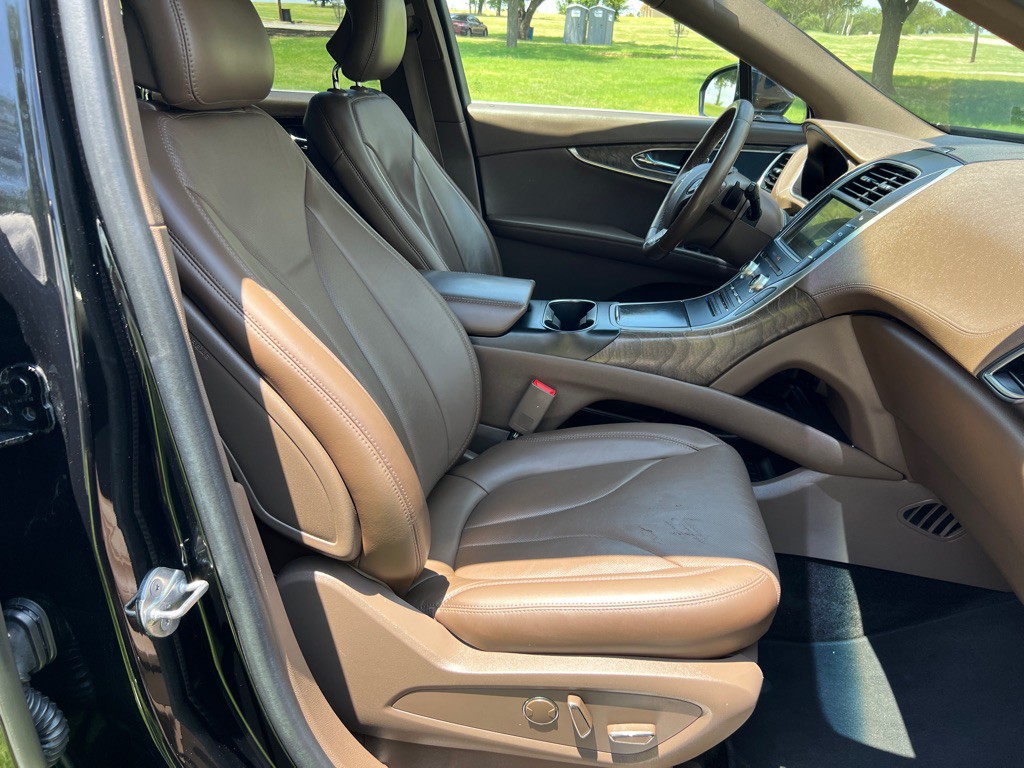 2017 Lincoln MKX Image 19