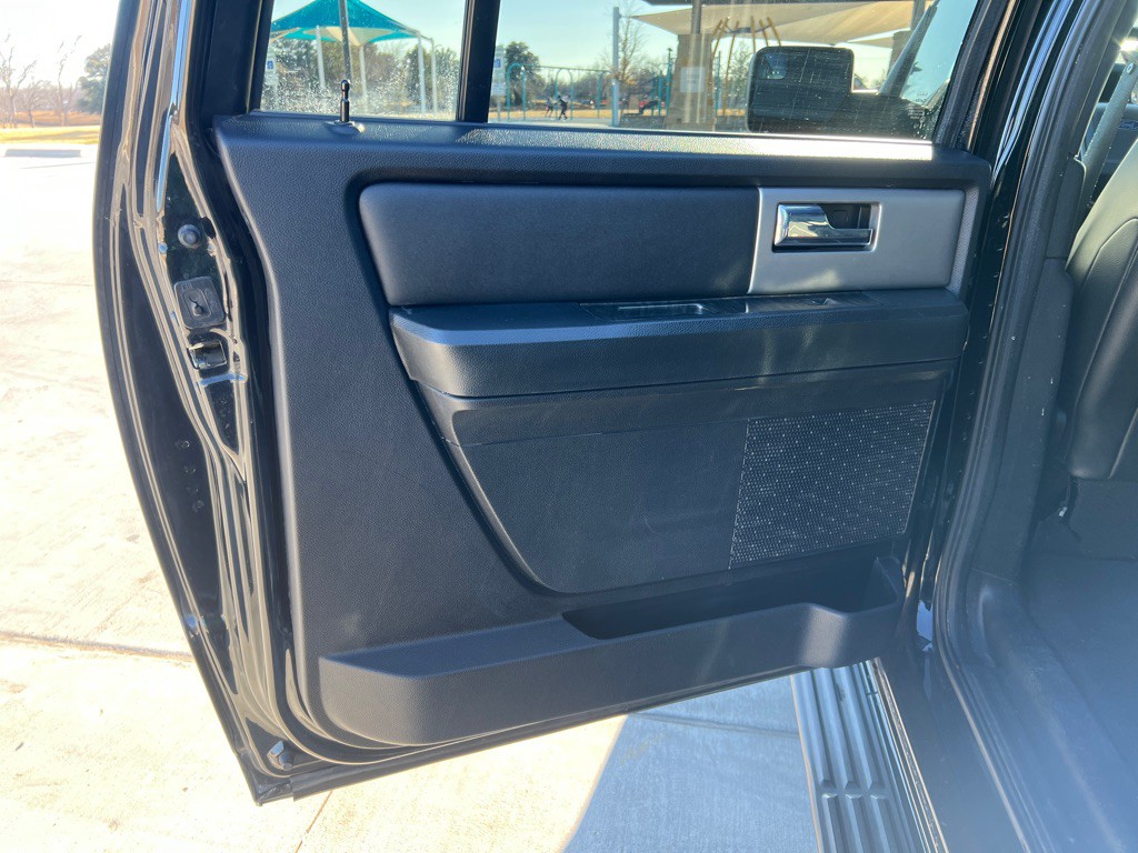 2017 Ford Expedition Image 14