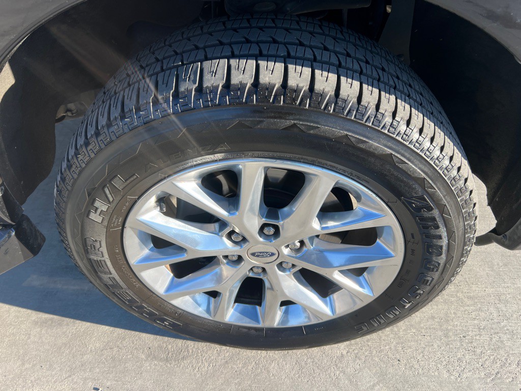 2017 Ford Expedition Image 23