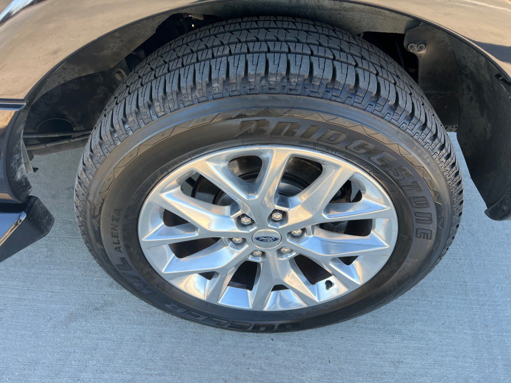 2017 Ford Expedition Image 25