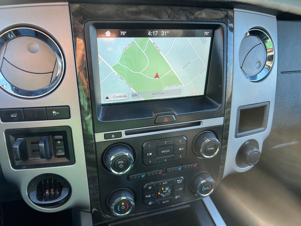 2017 Ford Expedition Image 32