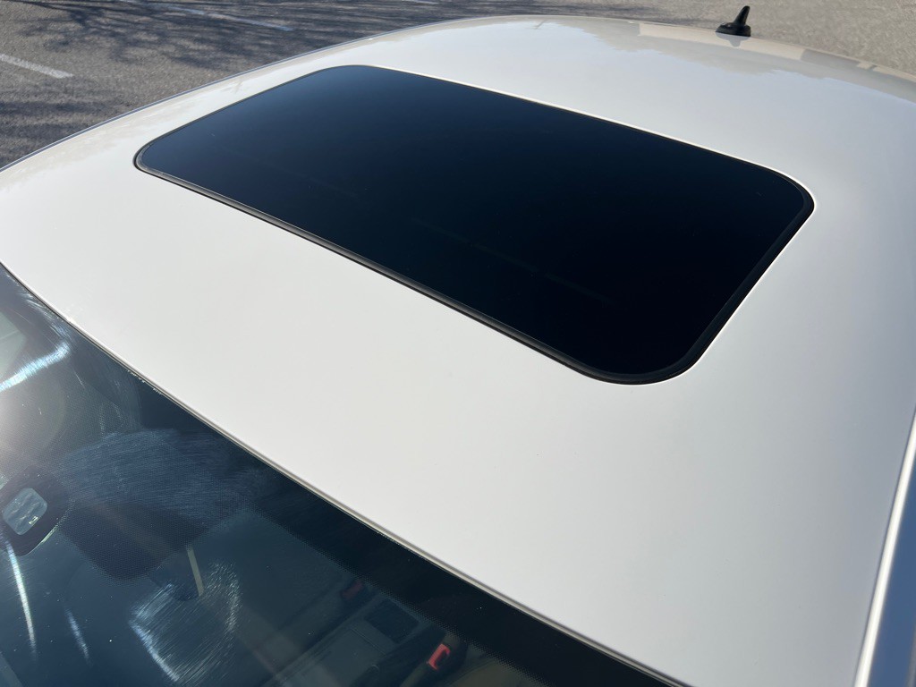 2012 Volkswagen Passat Image 29