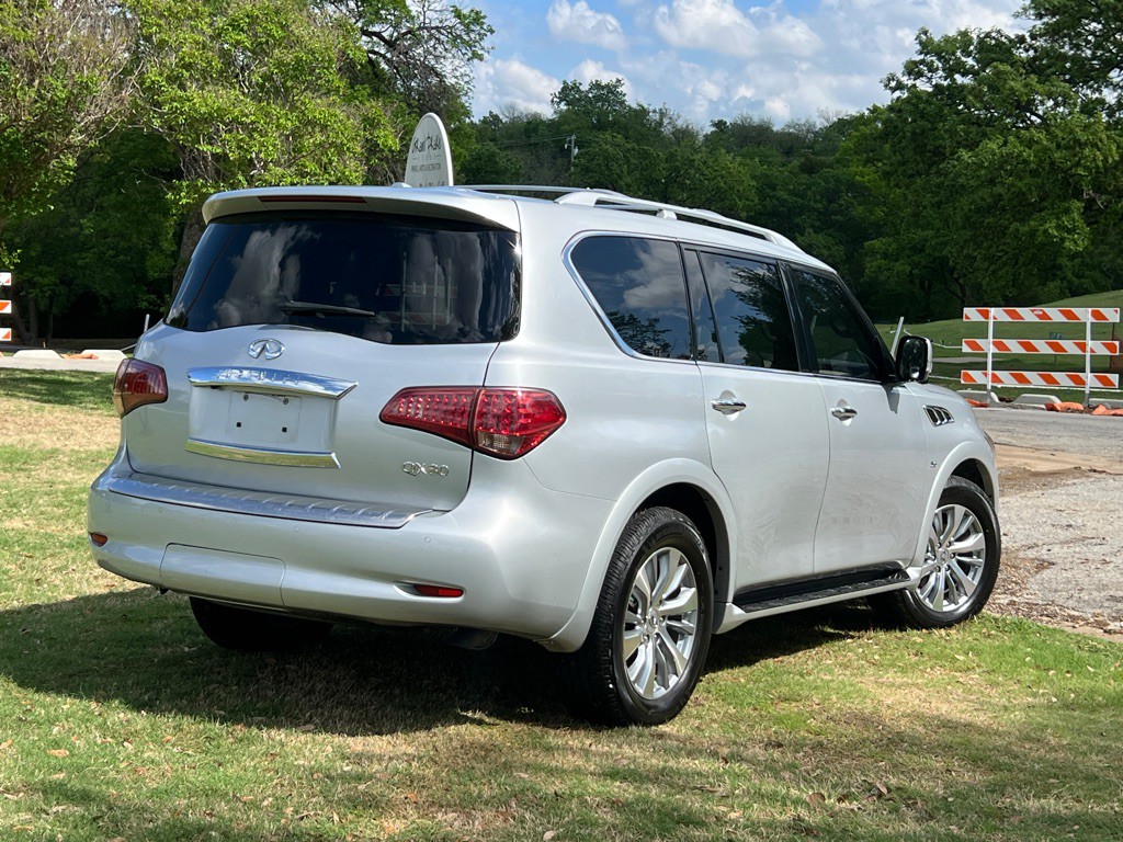 2015 INFINITI QX80 Image 5