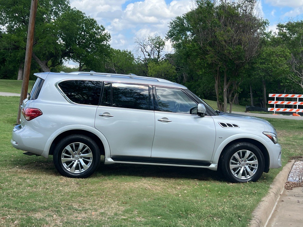 2015 INFINITI QX80 Image 6