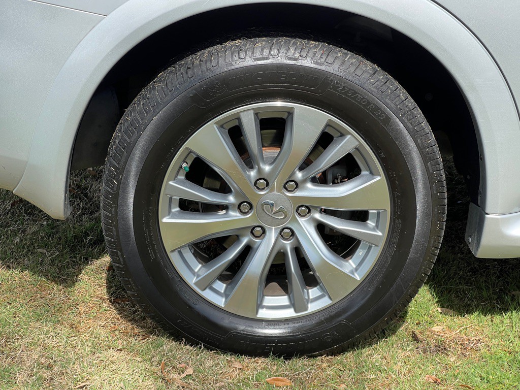 2015 INFINITI QX80 Image 23