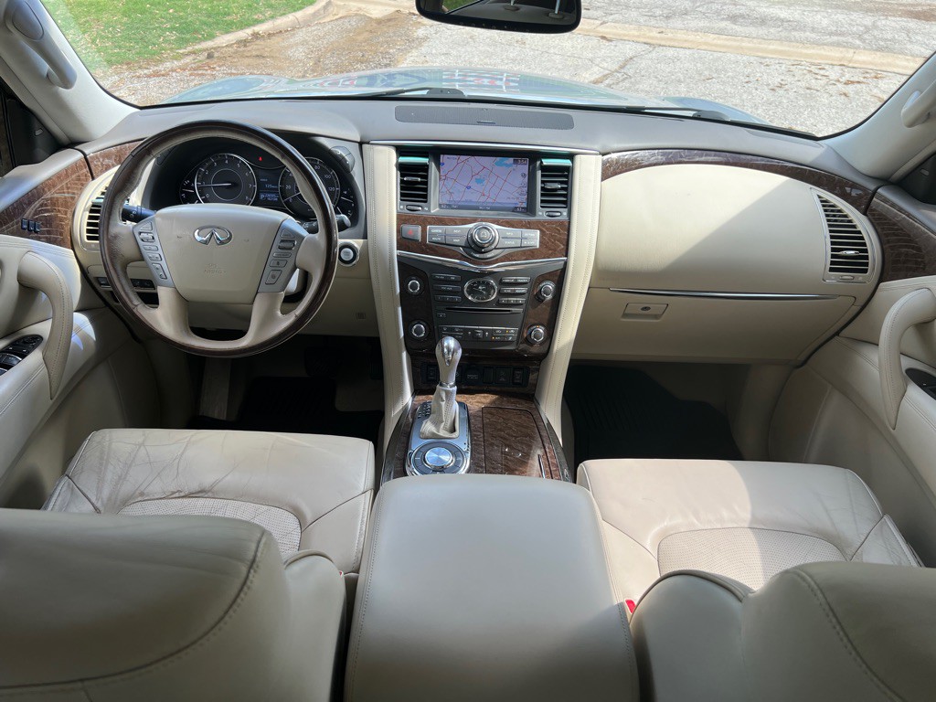 2015 INFINITI QX80 Image 26