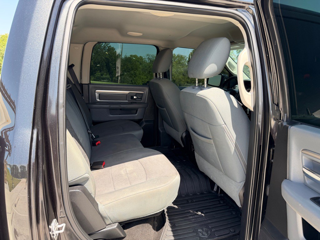2015 RAM 1500 Image 15