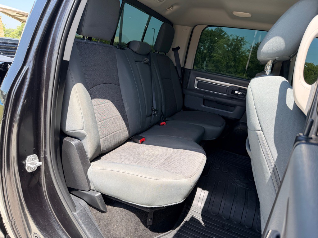 2015 RAM 1500 Image 16
