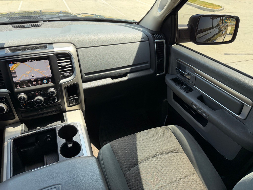 2015 RAM 1500 Image 27