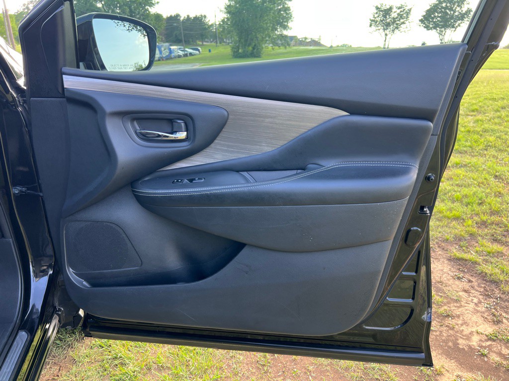 2015 Nissan Murano Image 20