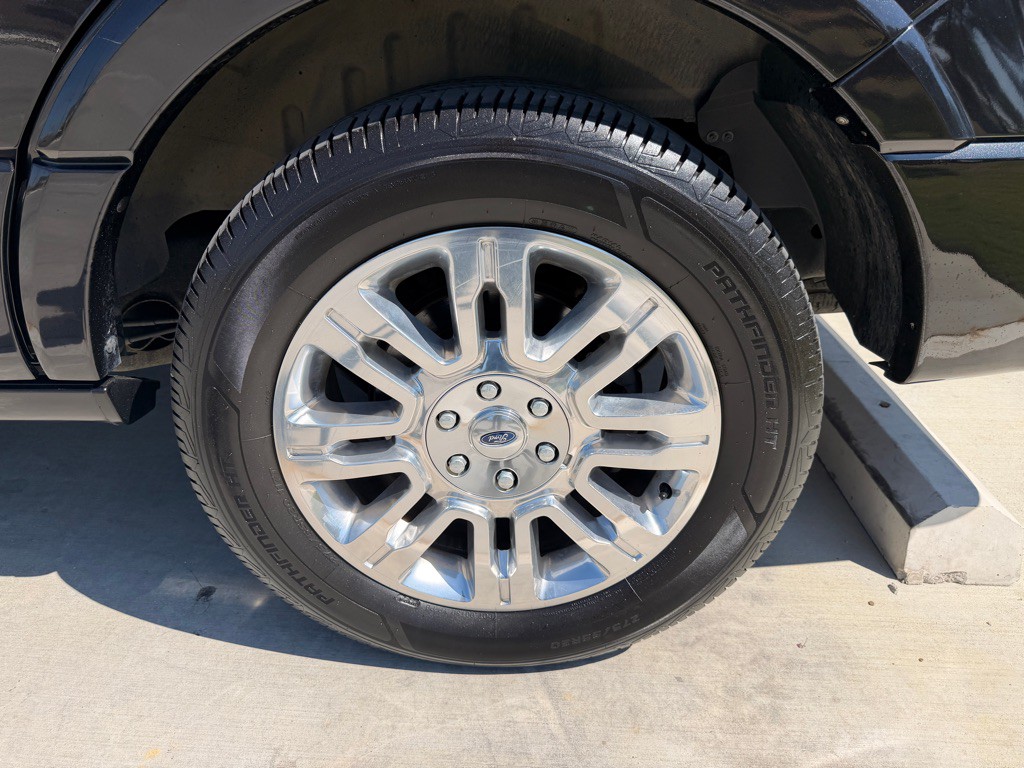 2014 Ford Expedition Image 25