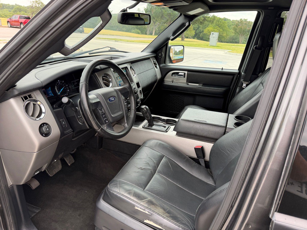 2017 Ford Expedition Image 9