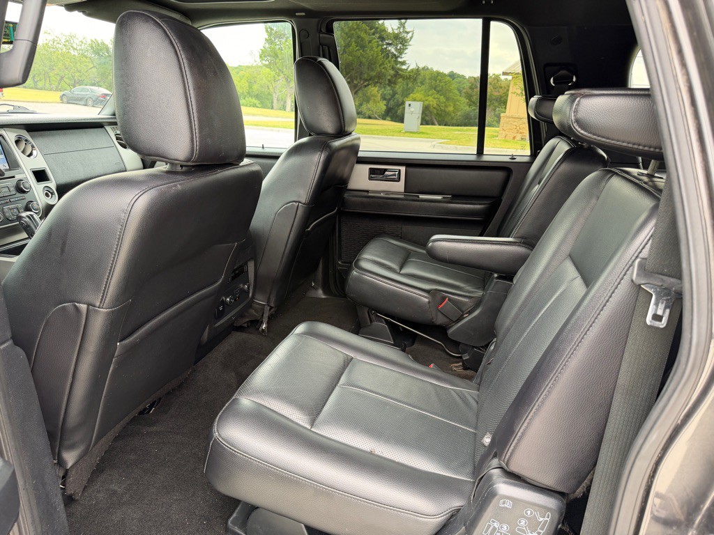 2017 Ford Expedition Image 12
