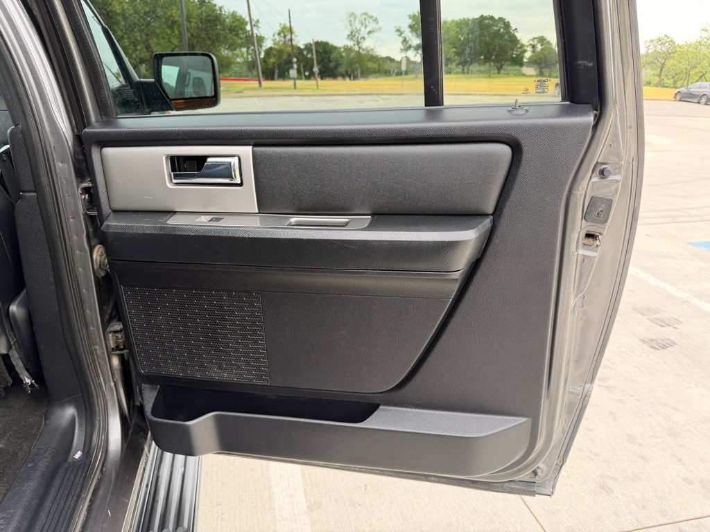2017 Ford Expedition Image 19