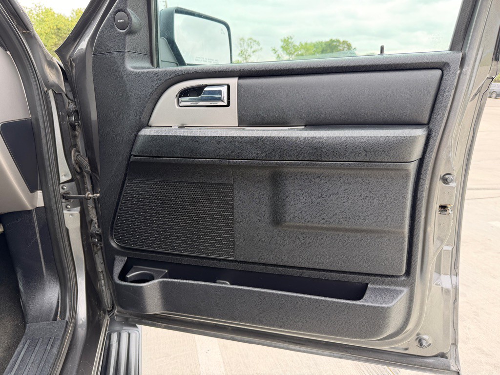 2017 Ford Expedition Image 22