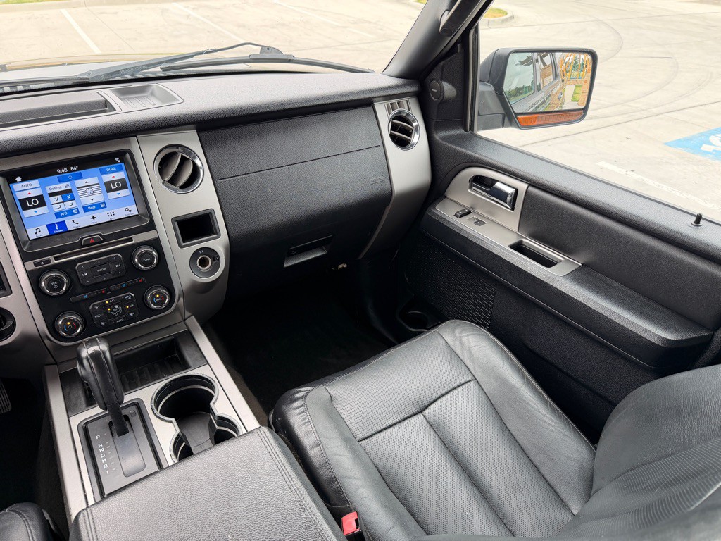 2017 Ford Expedition Image 29