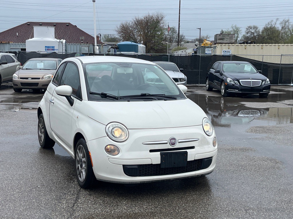 2012 FIAT 500 Image 1